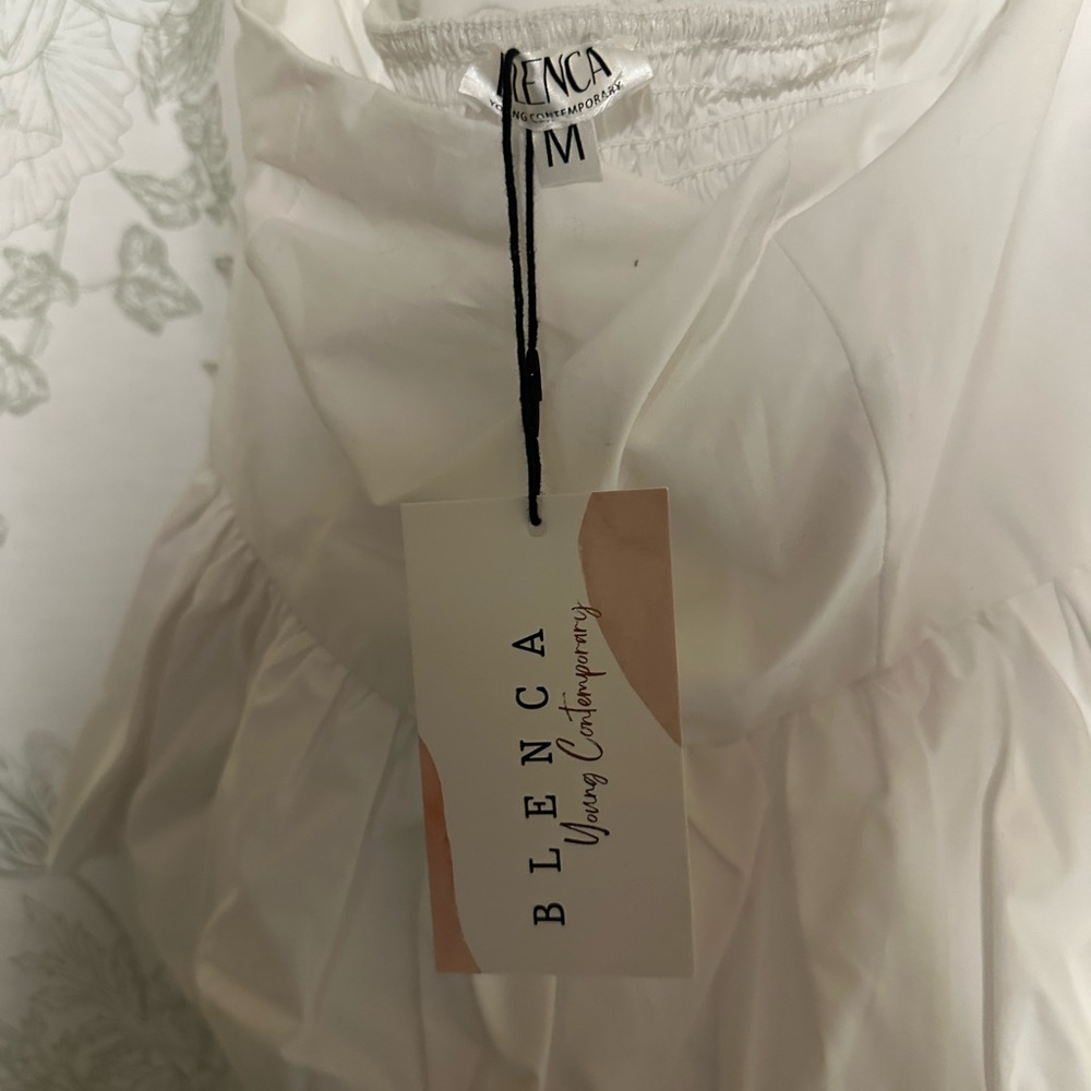 White Ruffled top - Picture 2 of 3